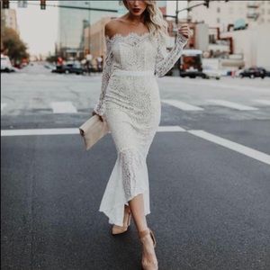 VICI Collections White Lace Dress